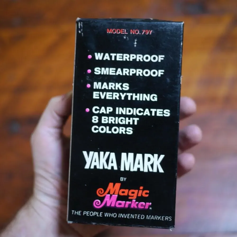 Lot of 12 NEW Vtg MAGIC MARKER Yaka Mark RED Waterproof Permanent Ink PENS